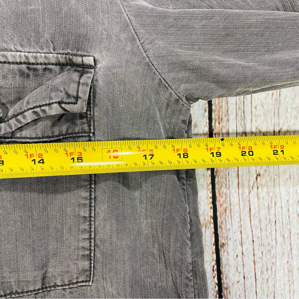 Anthropologie Pilcro Shirt Womens XS Gray Acid Wash Long Sleeve Button Up - Picture 6 of 9